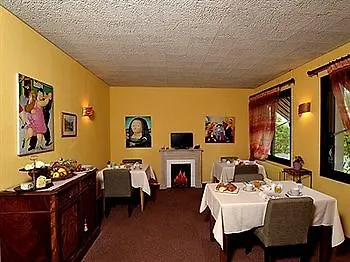 Otel Logis Le Relais De La Poste